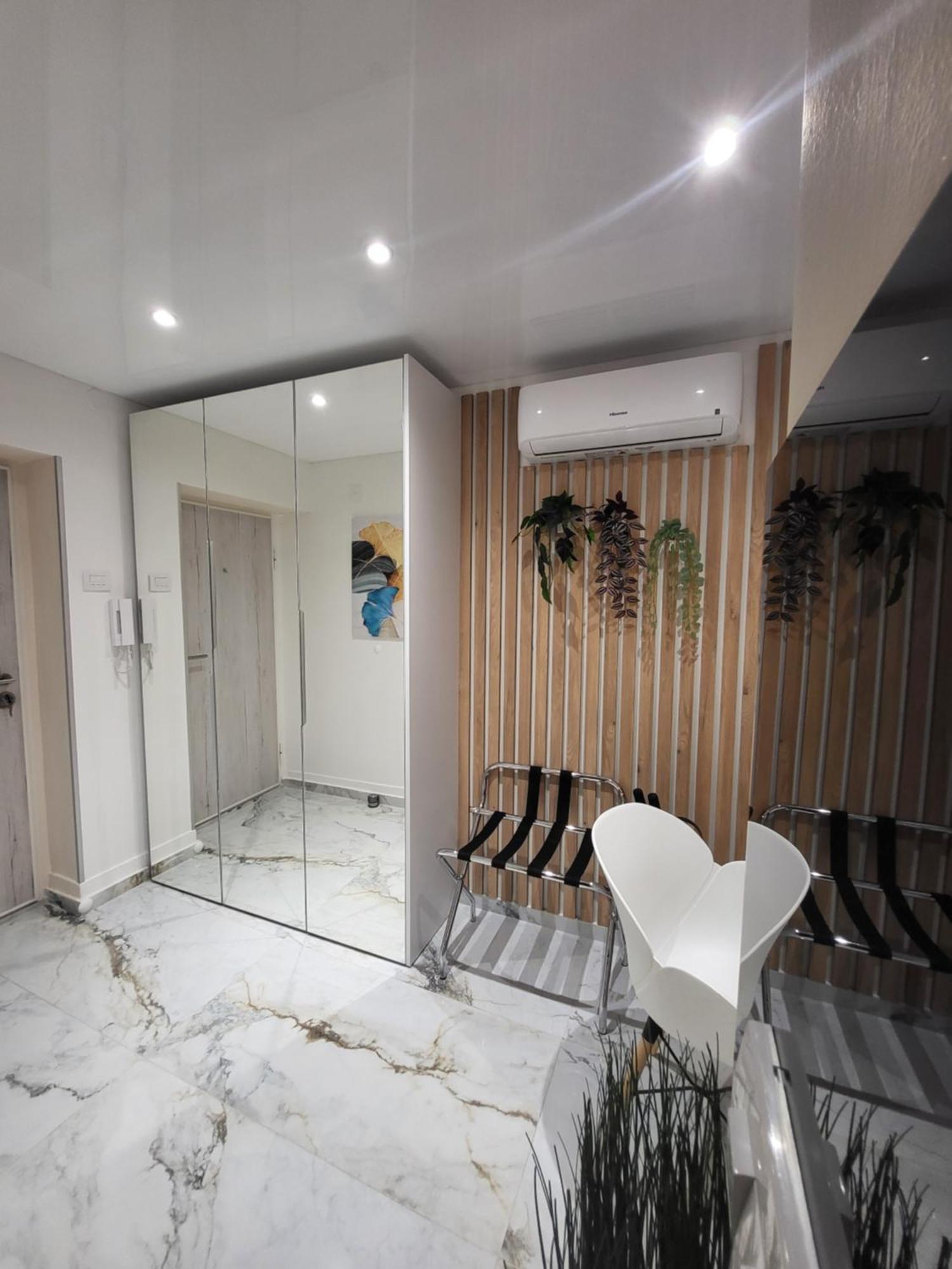 Luxury Central Square Apartment 2214 ベオグラード エクステリア 写真