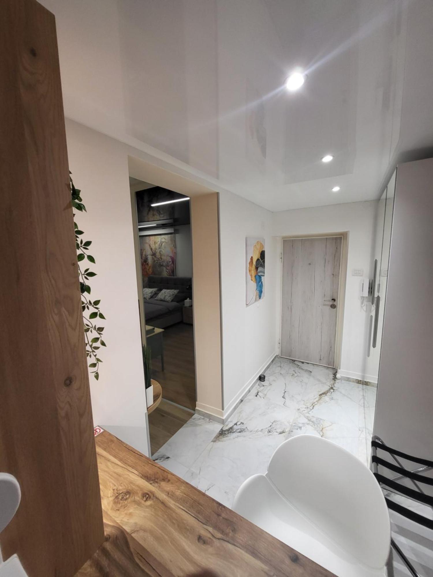 Luxury Central Square Apartment 2214 ベオグラード エクステリア 写真